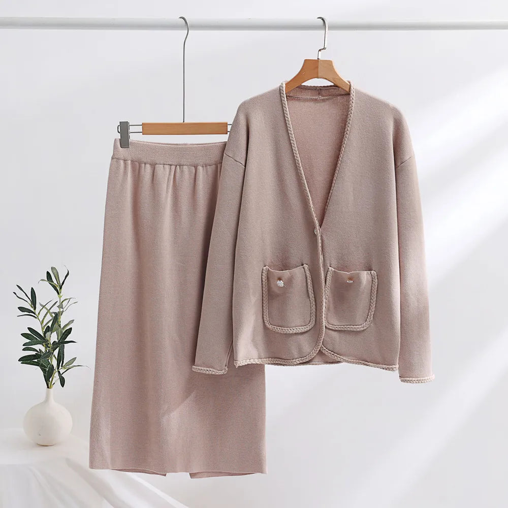Reva - elegant leisure set with vest and belted skirt