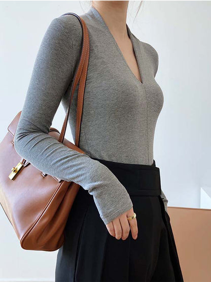 Women’s Long-Sleeve Ribbed Knit Top – V-Neck Stretch Fit – Casual & Elegant