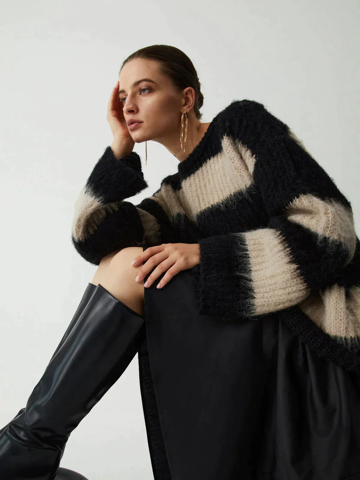 Women's modern loose knitted sweater