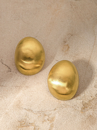 Momi - oversized dome shaped stud earrings