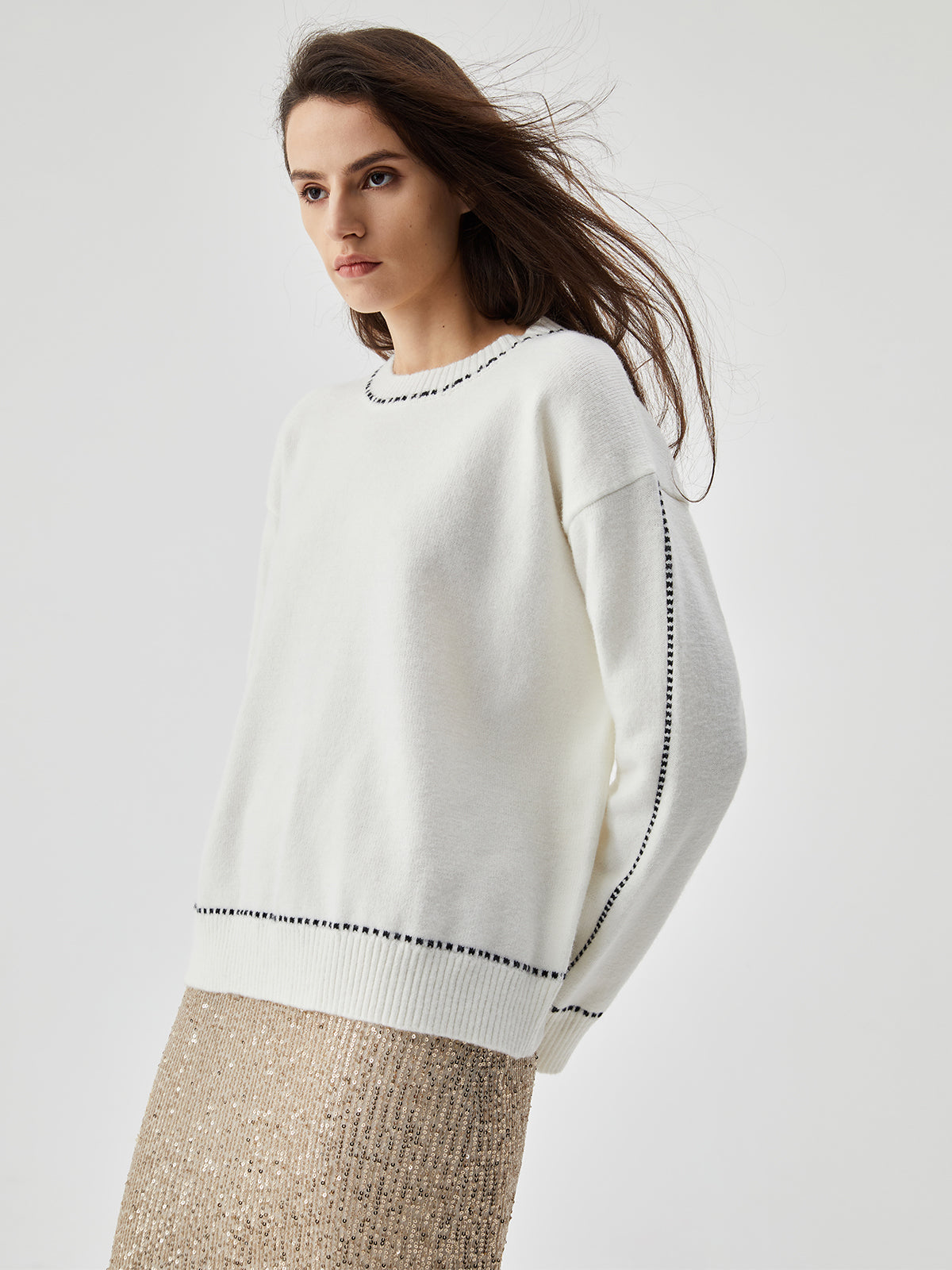 Women's knit contrast trim crew neck sweater