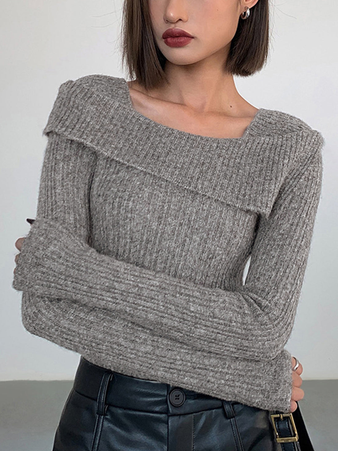 Women's asymmetric overfold square neck long sleeve knit top