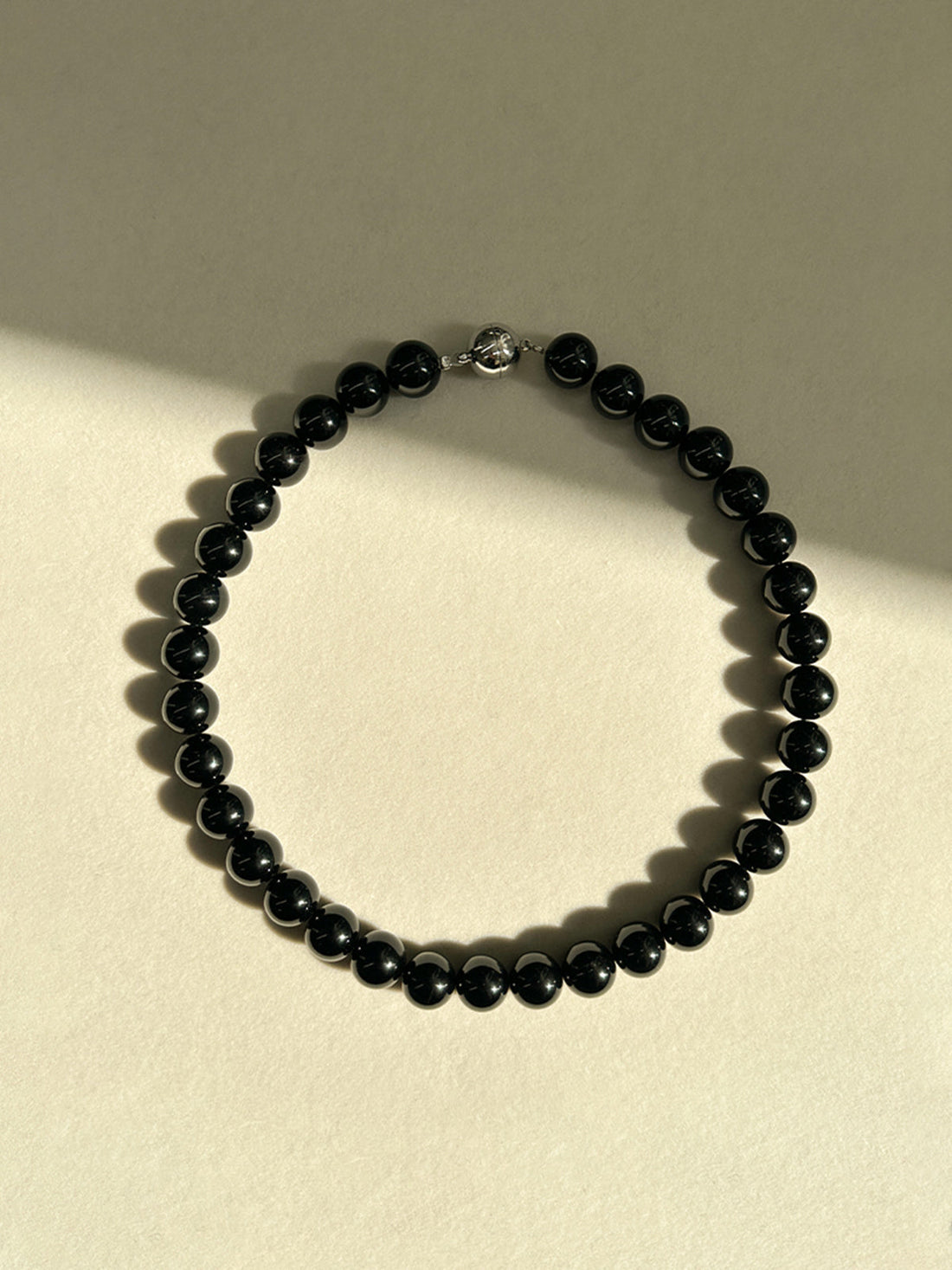 Onaona - elegant black bead necklace