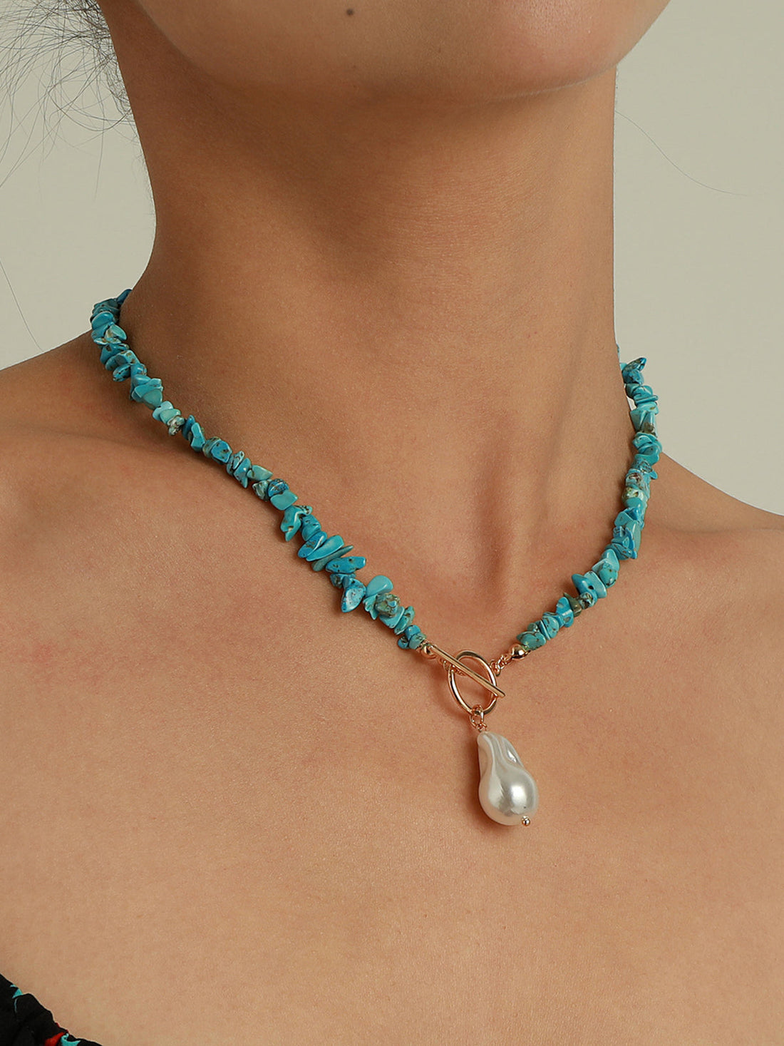 Mana - irregular pearl green turquoise necklace