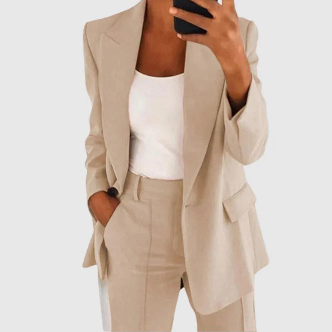 Elegant lapel blazer for women with front pocket