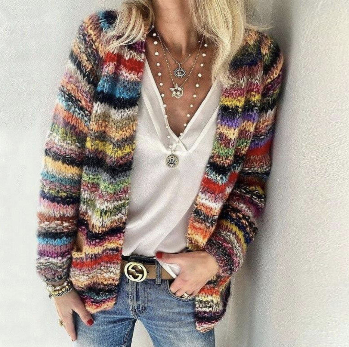 Women's loose fit knitted cardigan