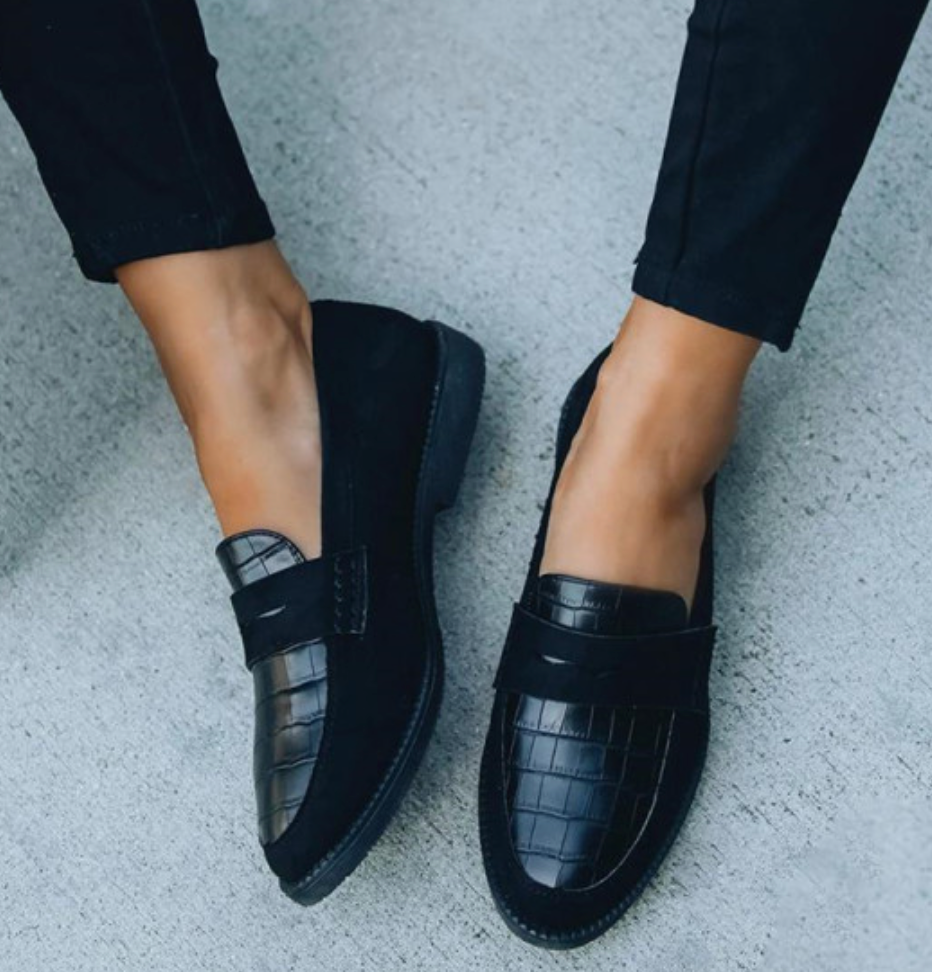 Women’s Loafers - Crocodile-Embossed Leather - Penny Strap - Rounded Toe - Durable Sole