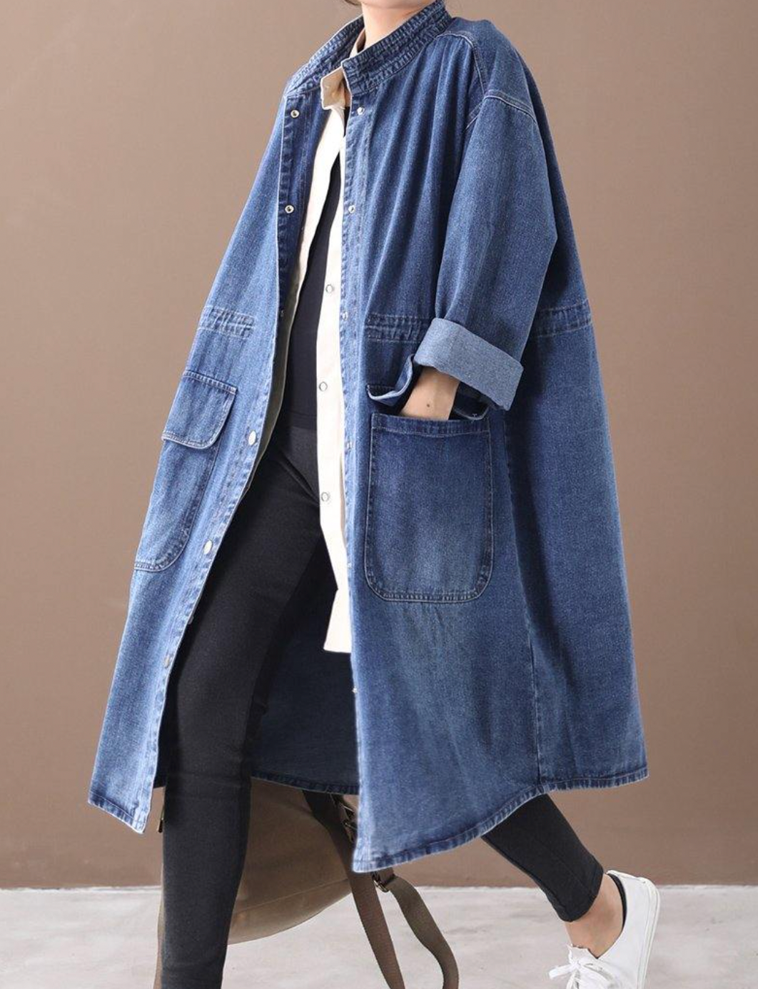 Women's warm oversize denim long jacket for autumn and winter