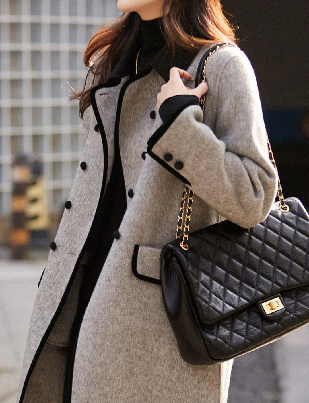 Elegant double-breasted coat for women