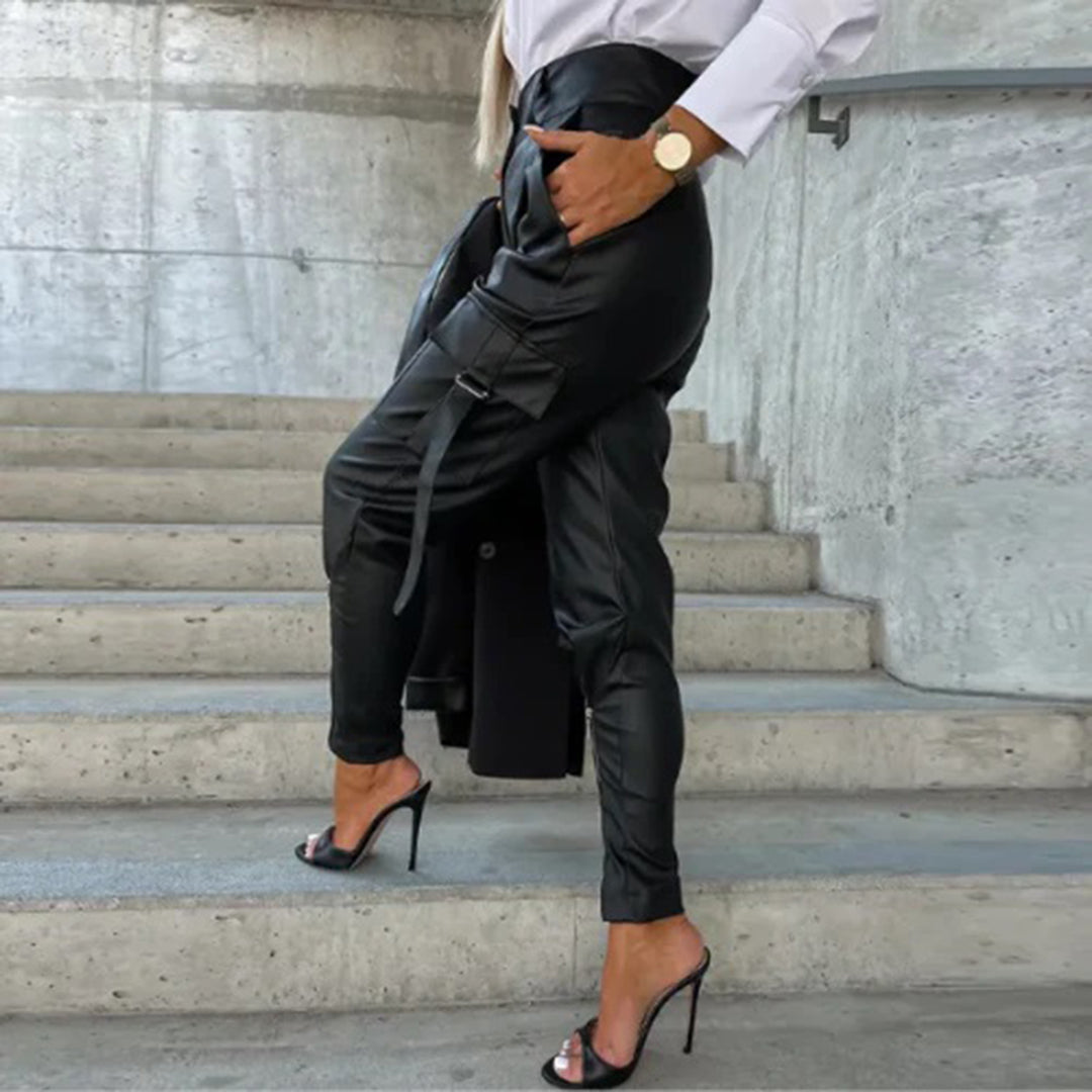 Slim high-waist cargo pants for women