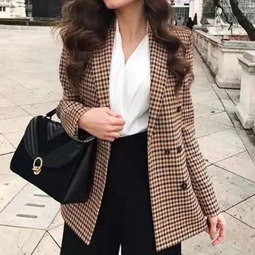 Double-breasted casual suit for women