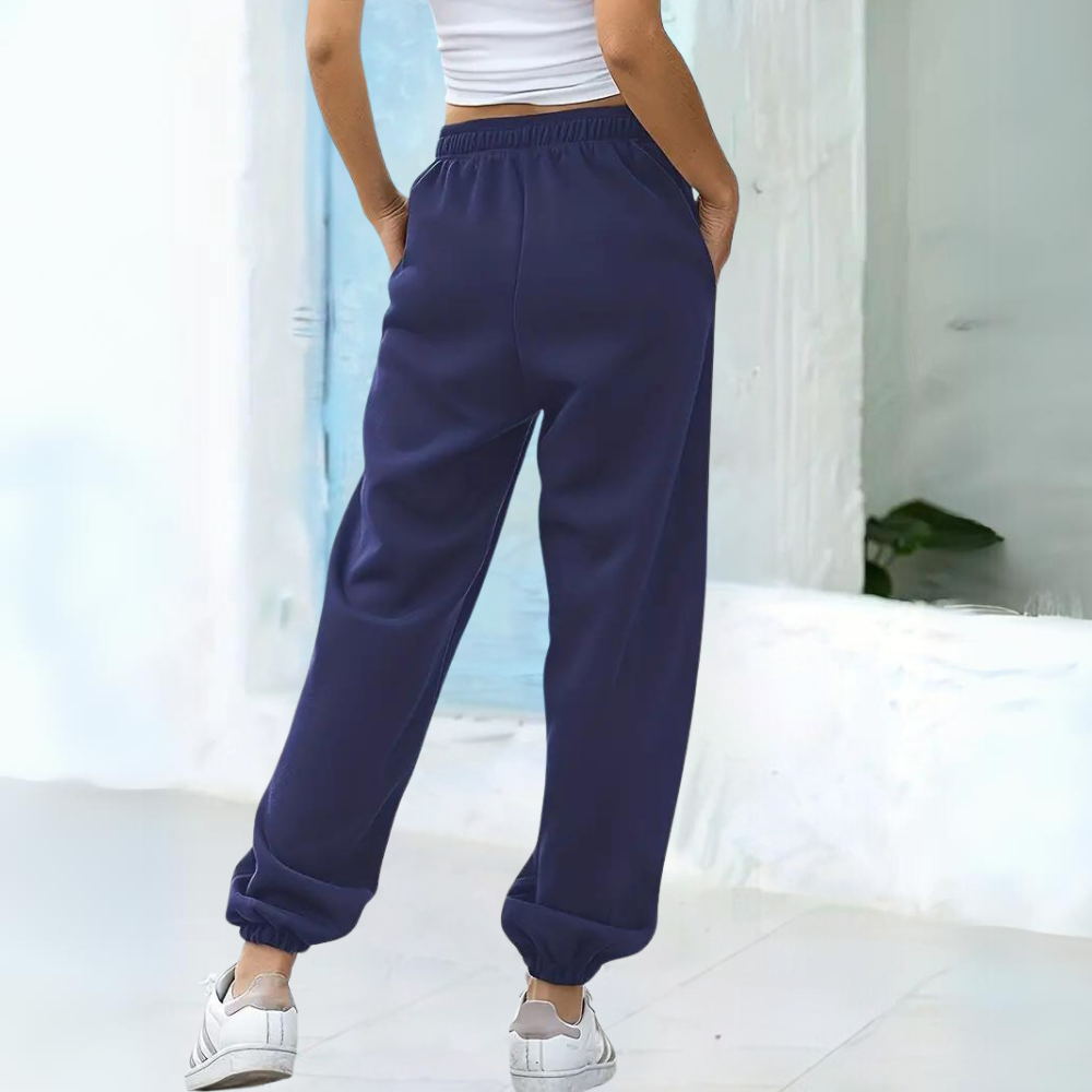 Kaia - Relaxed joggers tailored for women