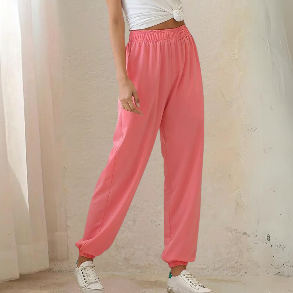 Kaia - Relaxed joggers tailored for women