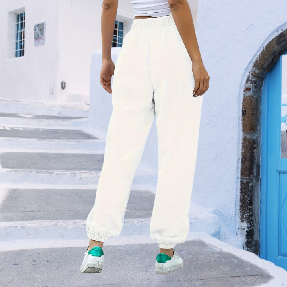Kaia - Relaxed joggers tailored for women