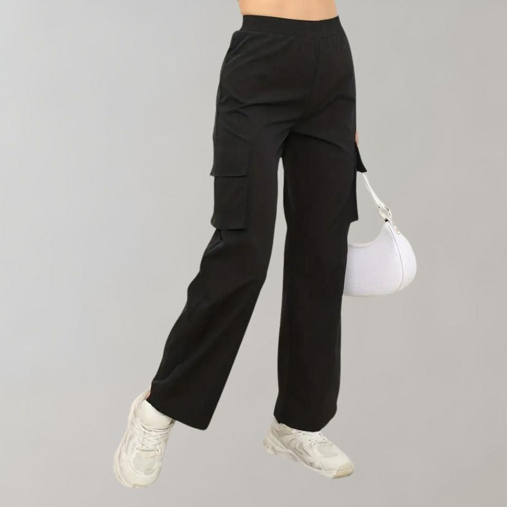 Women's high-waisted cargo pants