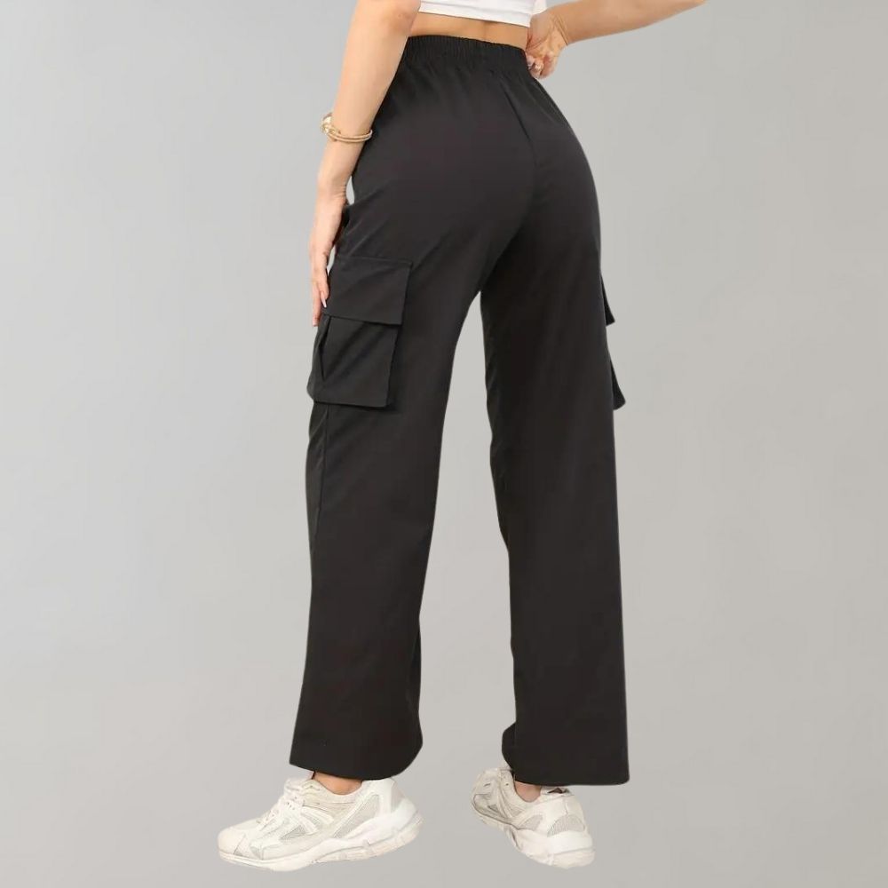 Women's high-waisted cargo pants