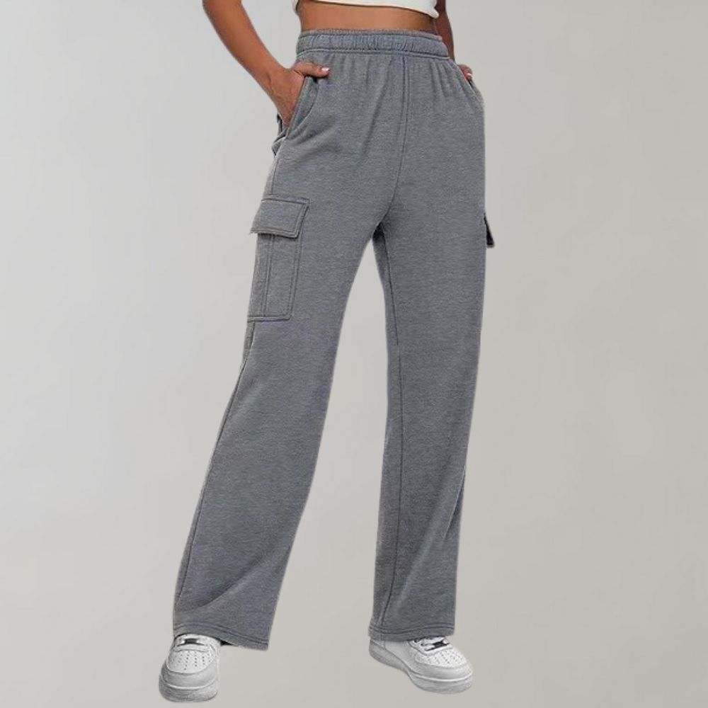 Women's high-waisted cargo pants