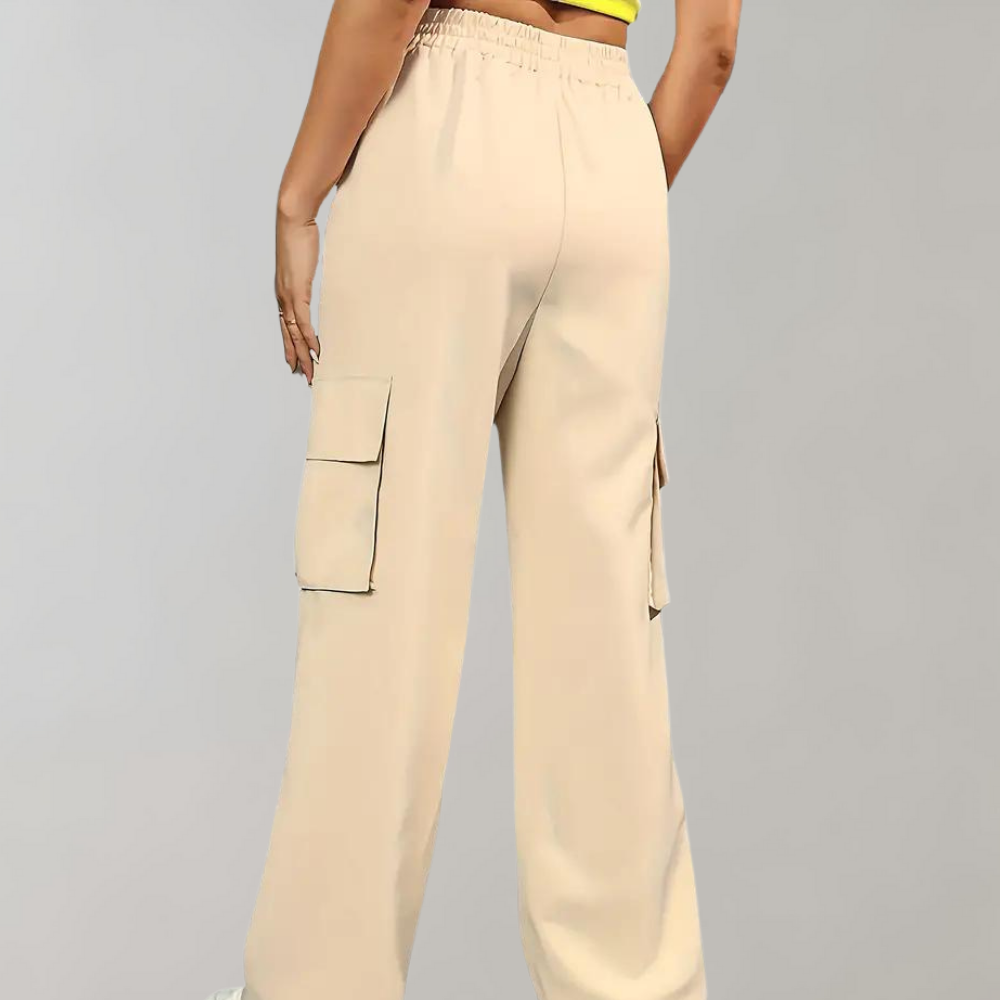 Women's wide-leg cargo pants