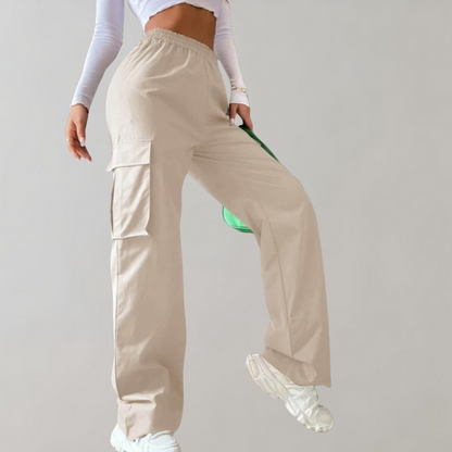 Women's wide-leg cargo pants