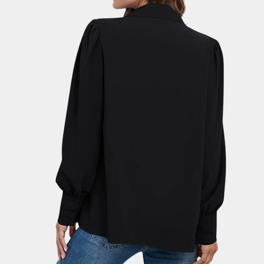 Loose pullover shirt for women