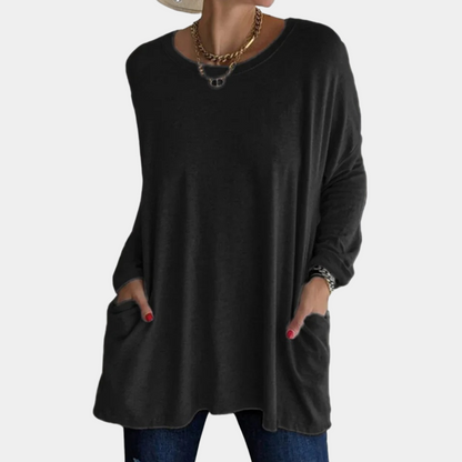 Women's Oversized Tunic Sweater - Long Sleeve - Round Neck - Front Pockets