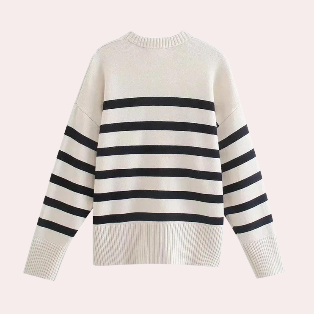 Women's oversized pullover for a stylish and comfortable look