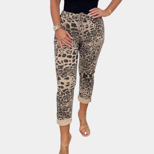 High-Waisted Camouflage Loose-Fit Sweatpants