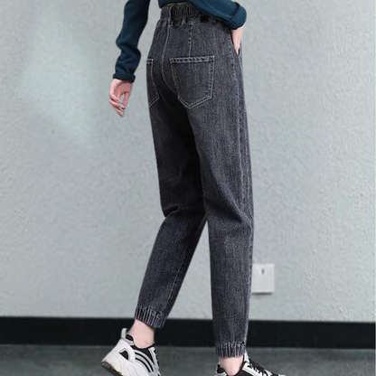 Harem pants with slim waist and cuff design for women