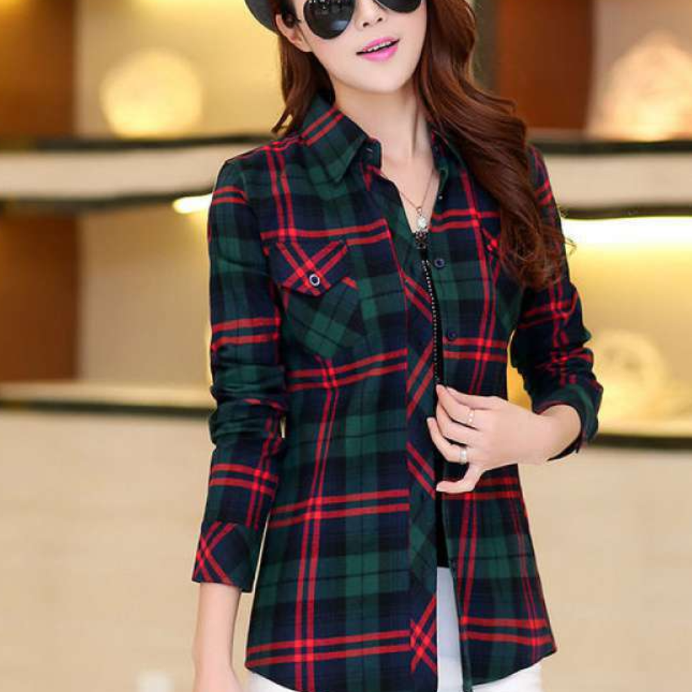 Women's plaid long sleeve shirt