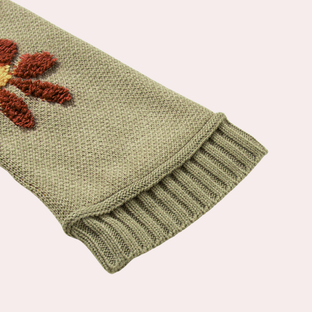 Stylish Floral Sweater - Lightweight Blend Knit for All Seasons