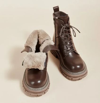 Women's versatile short boots with thick bottom