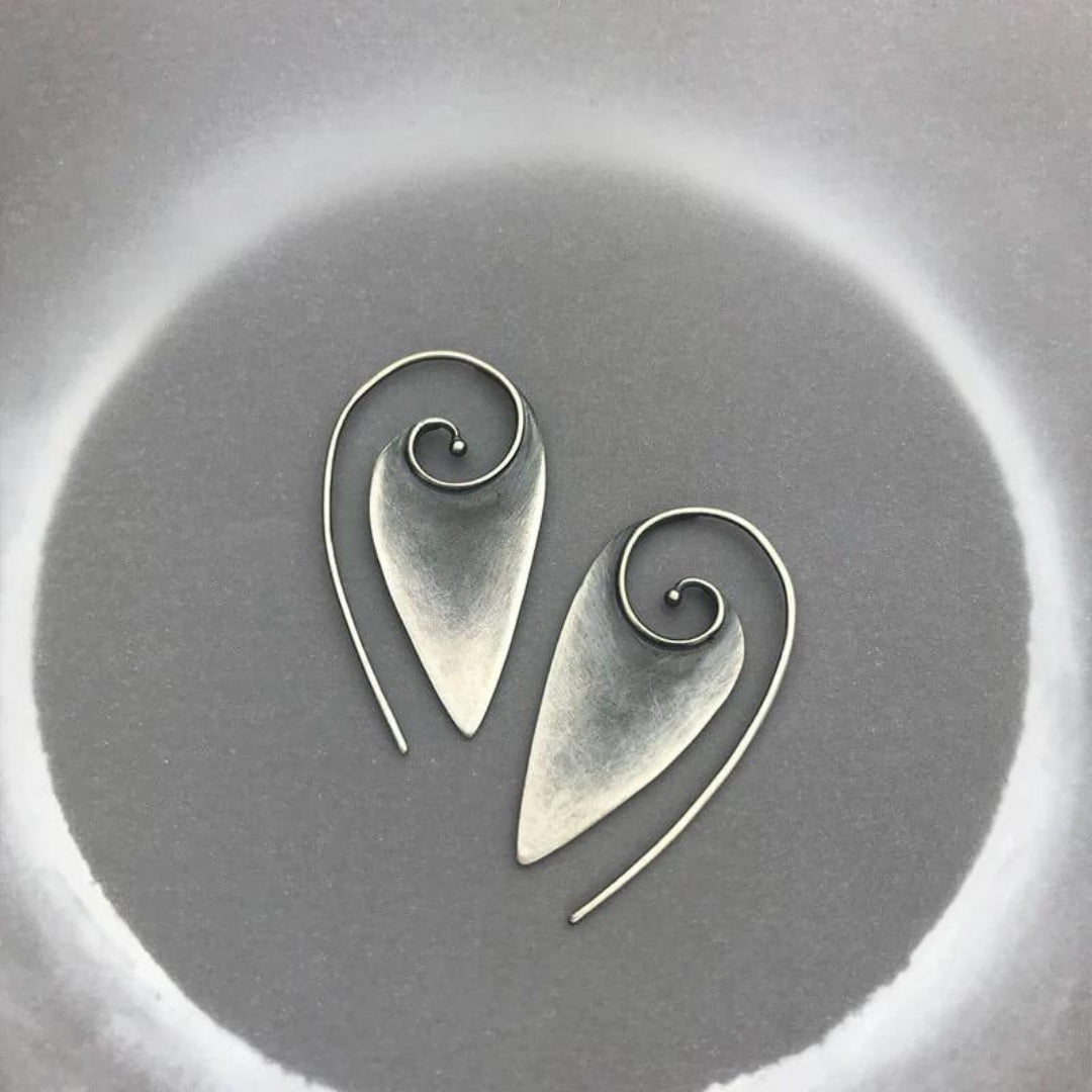 Contemporary look spiral earrings