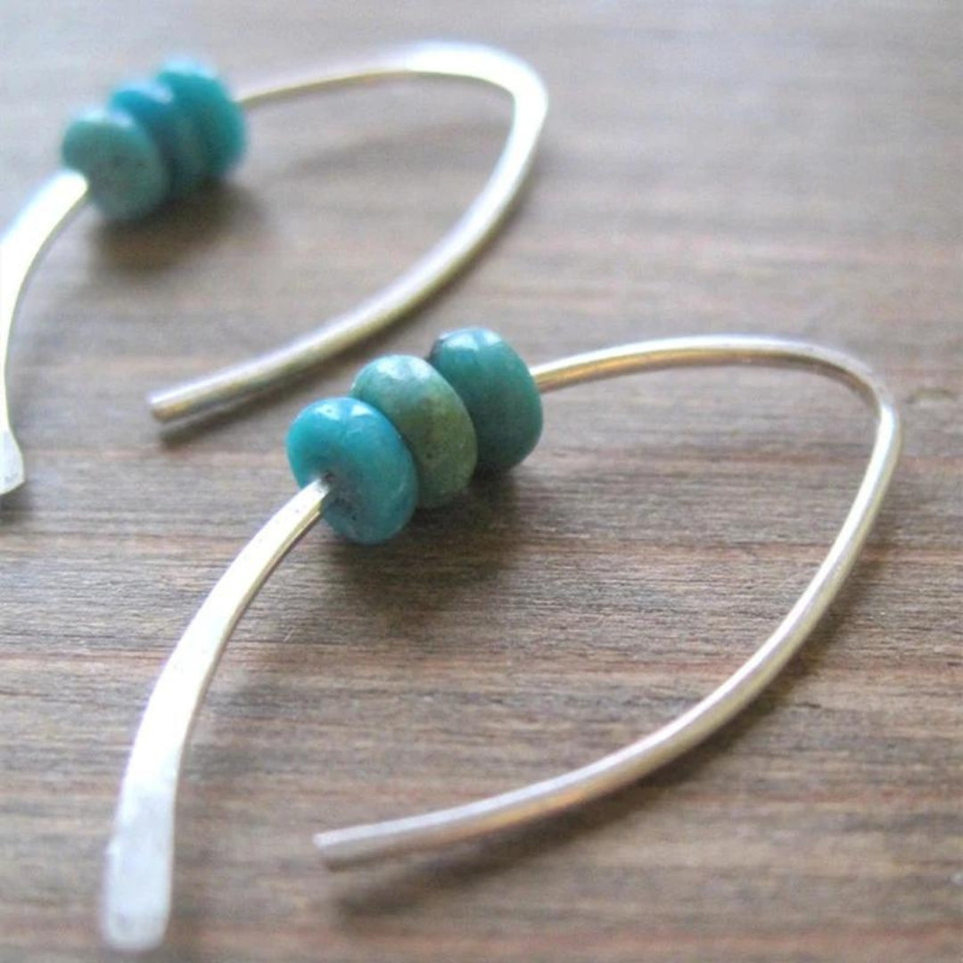 Women’s Hoop Earrings – Minimalist Open Design – Elegant Beaded Accent