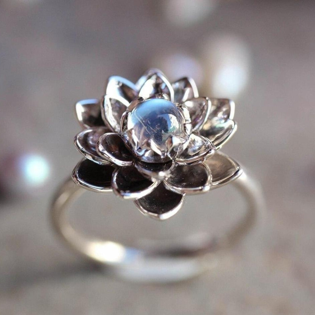 Lotus ring with crystal