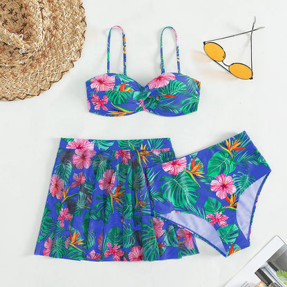 Women's Two-Piece Outfit - Crop Top & A-Line Skirt - Tropical Floral Print