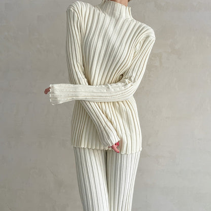 Women knitted bell bottom two-piece sweater set