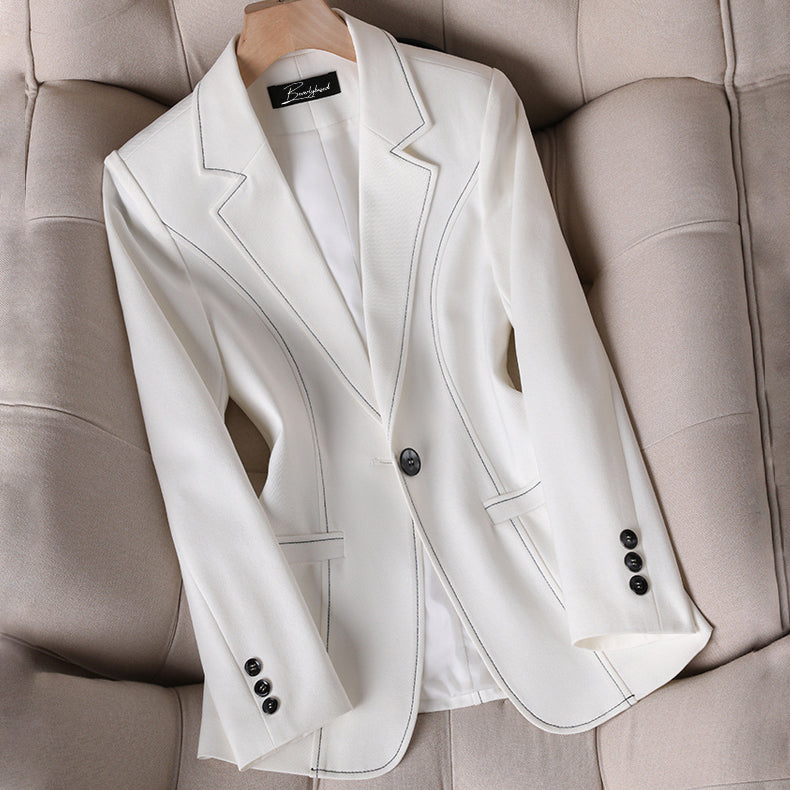 Women's long sleeve blazer with notched lapel