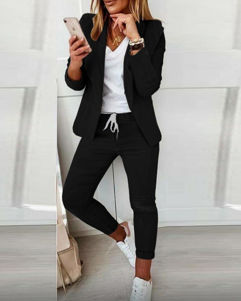 Women’s Suit Set - Tailored Blazer - Jogger Pants - Relaxed Fit - Drawstring Waist