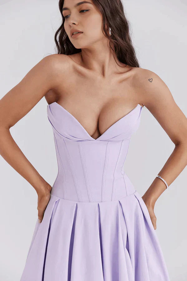 Women's Strapless Evening Gown - Sweetheart Neckline - Fitted Bodice - A-Line Silhouette