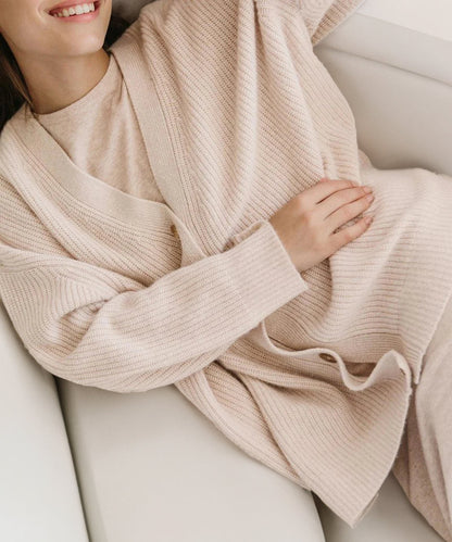 Women's v-neck button-down thin knitted cocoon cardigan