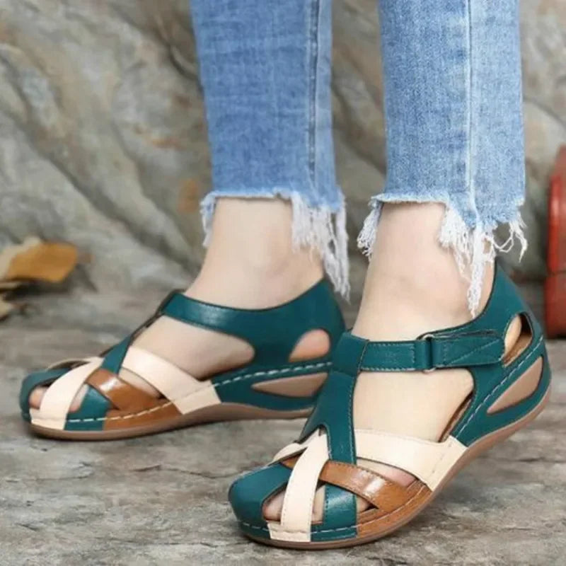 Women's Fashion Sandals - Open-Toe Strappy Design - Comfortable Flat Sole