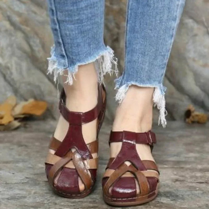 Women's Fashion Sandals - Open-Toe Strappy Design - Comfortable Flat Sole