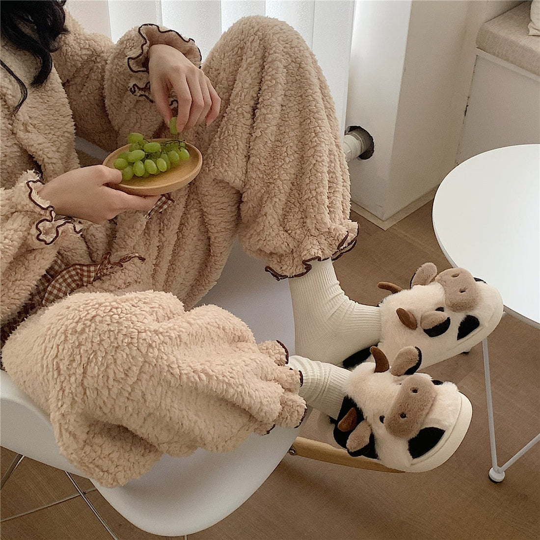 Women's cozy animal plush slippers