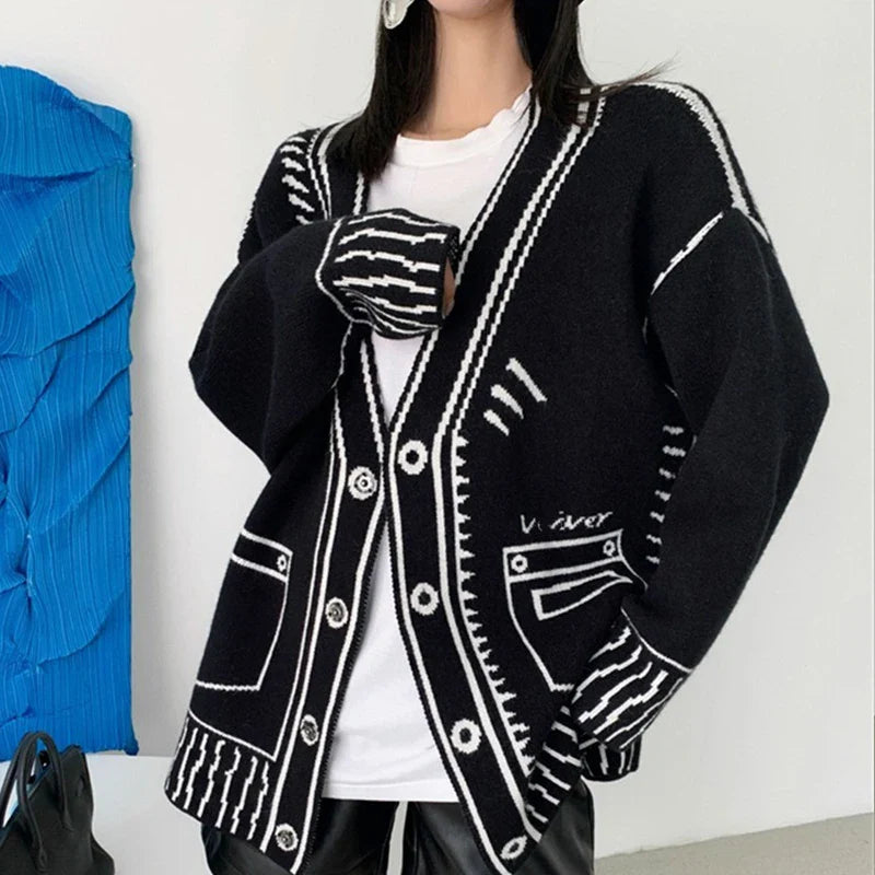 Women's black and white knitted loose slouchy cardigan