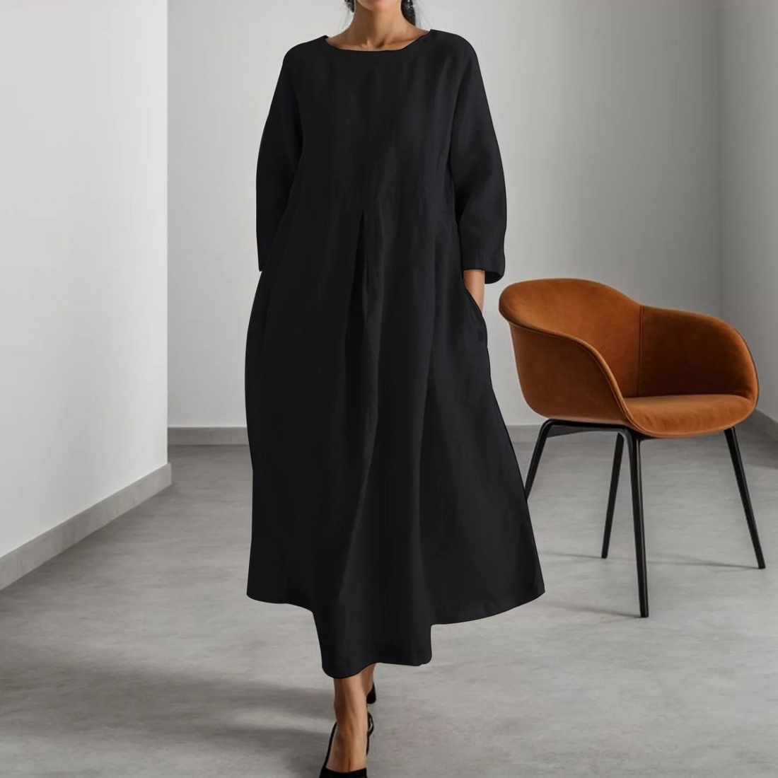 Janelle - simple dress with round neck