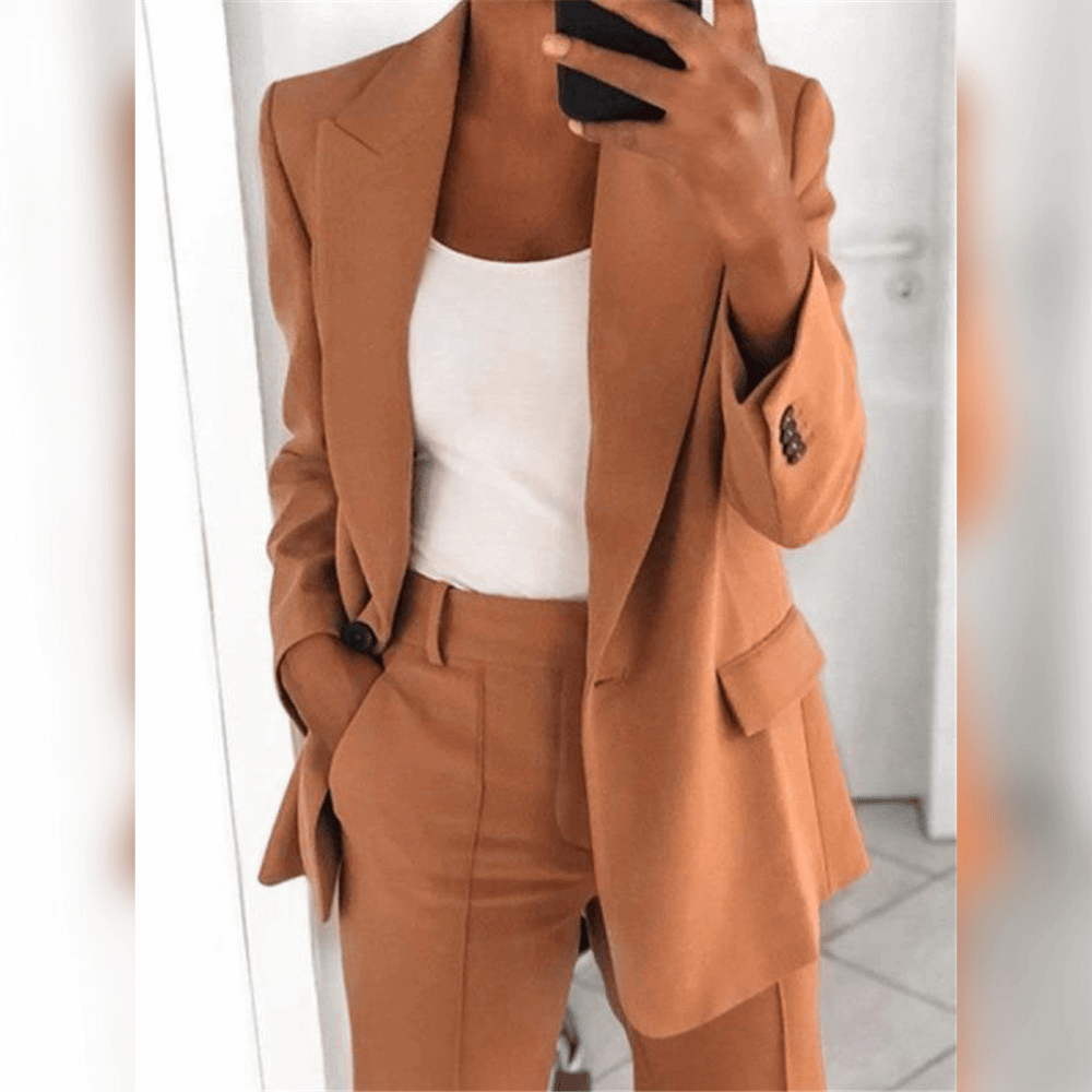 Women’s Suit Set - Tailored Blazer and High-Waisted Trousers - Structured Fit - Notched Lapels