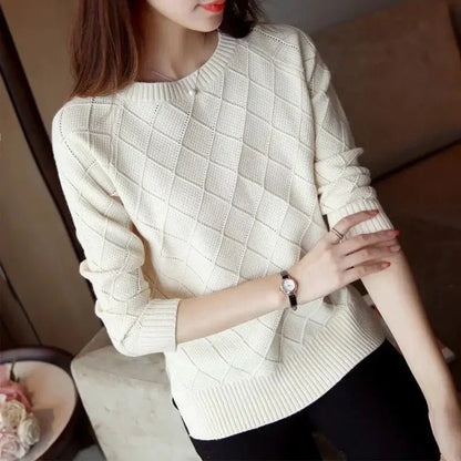Women's warm knitted sweater