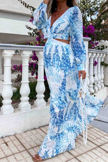 Women's Maxi Dress - V-Neck - Cutout Waist - Long Sleeve Flowy Elegant Design