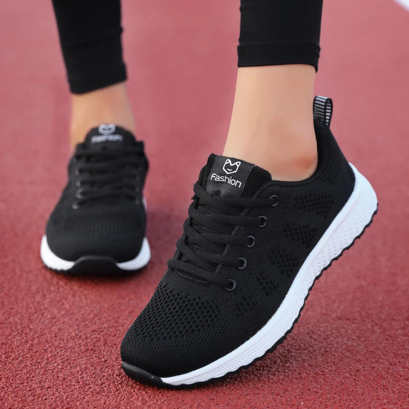 Women's breathable mesh casual sneakers white running shoes