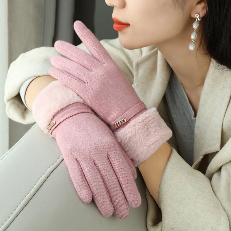 Amelia Snug Fit Gloves | Fleece Cuff Buckle Gloves